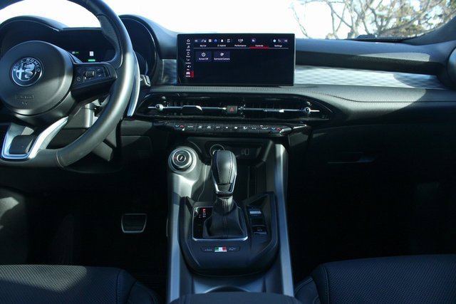 Used 2024 Alfa Romeo Tonale Veloce image 15