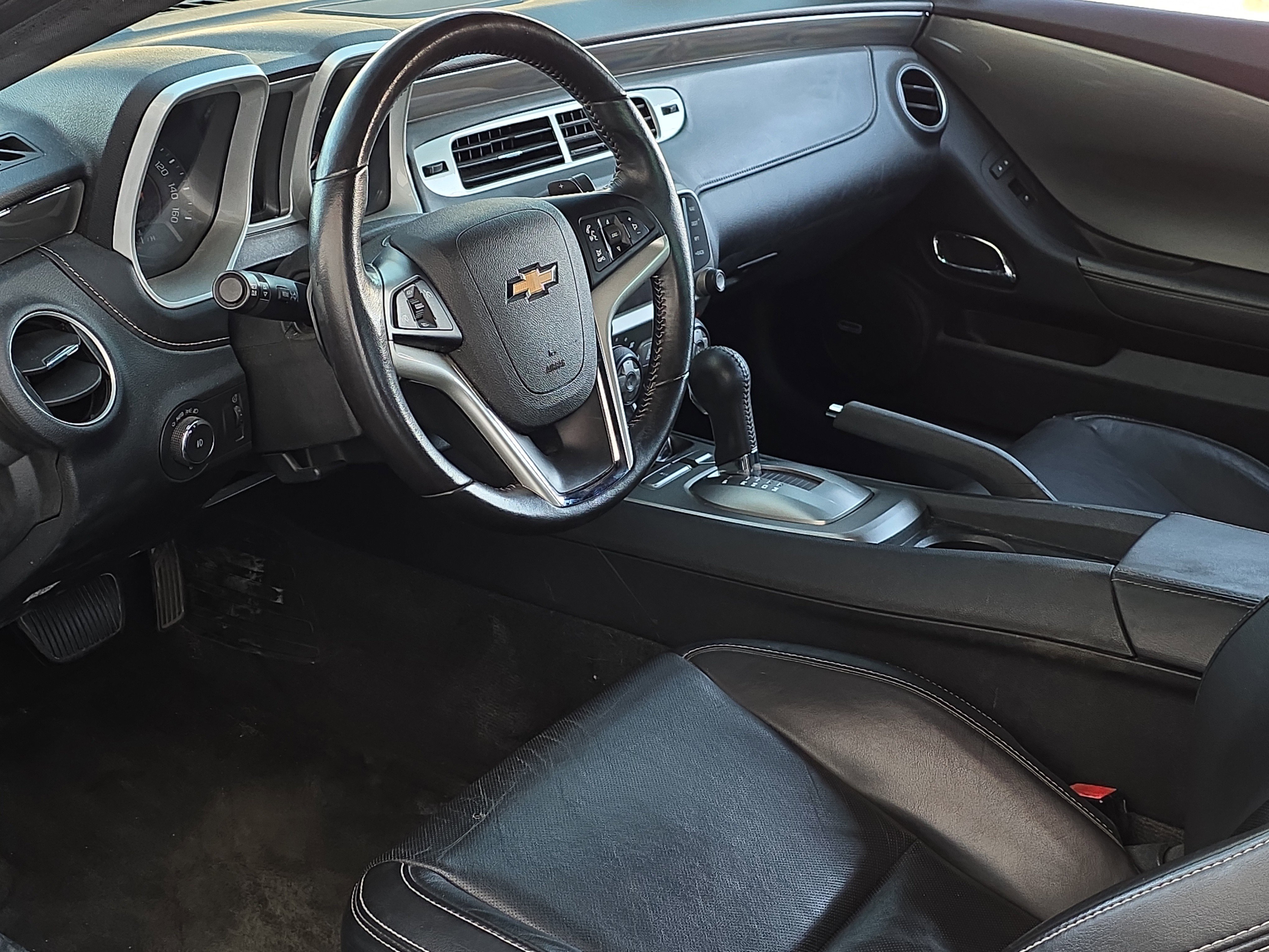 Used 2015 Chevrolet Camaro LT w/ RS Package image 12