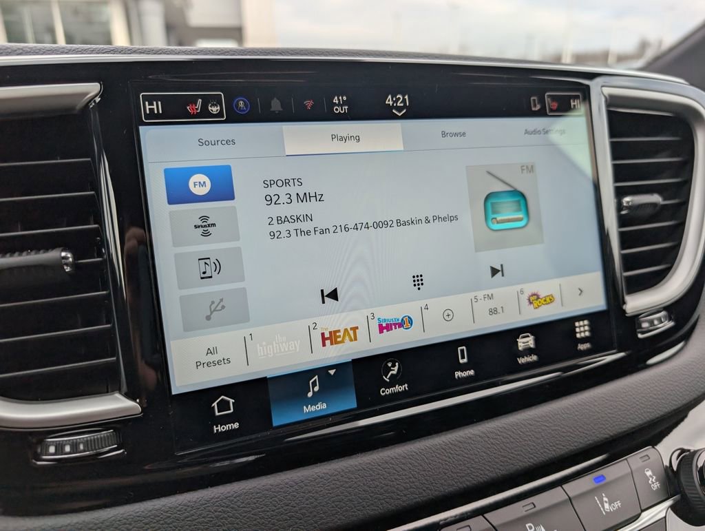 New 2026 Chrysler Voyager LX image 25