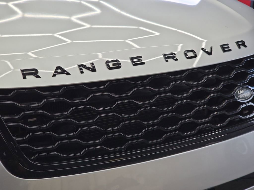 Used 2019 Land Rover Range Rover Velar S image 35