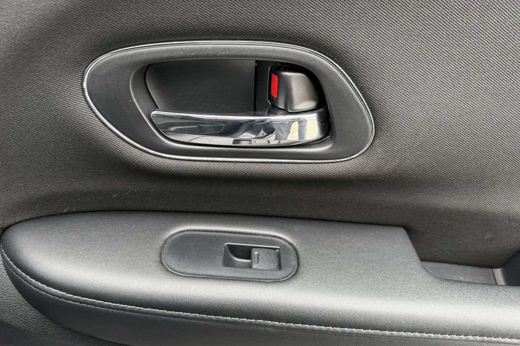 Used 2016 Honda HR-V EX image 22
