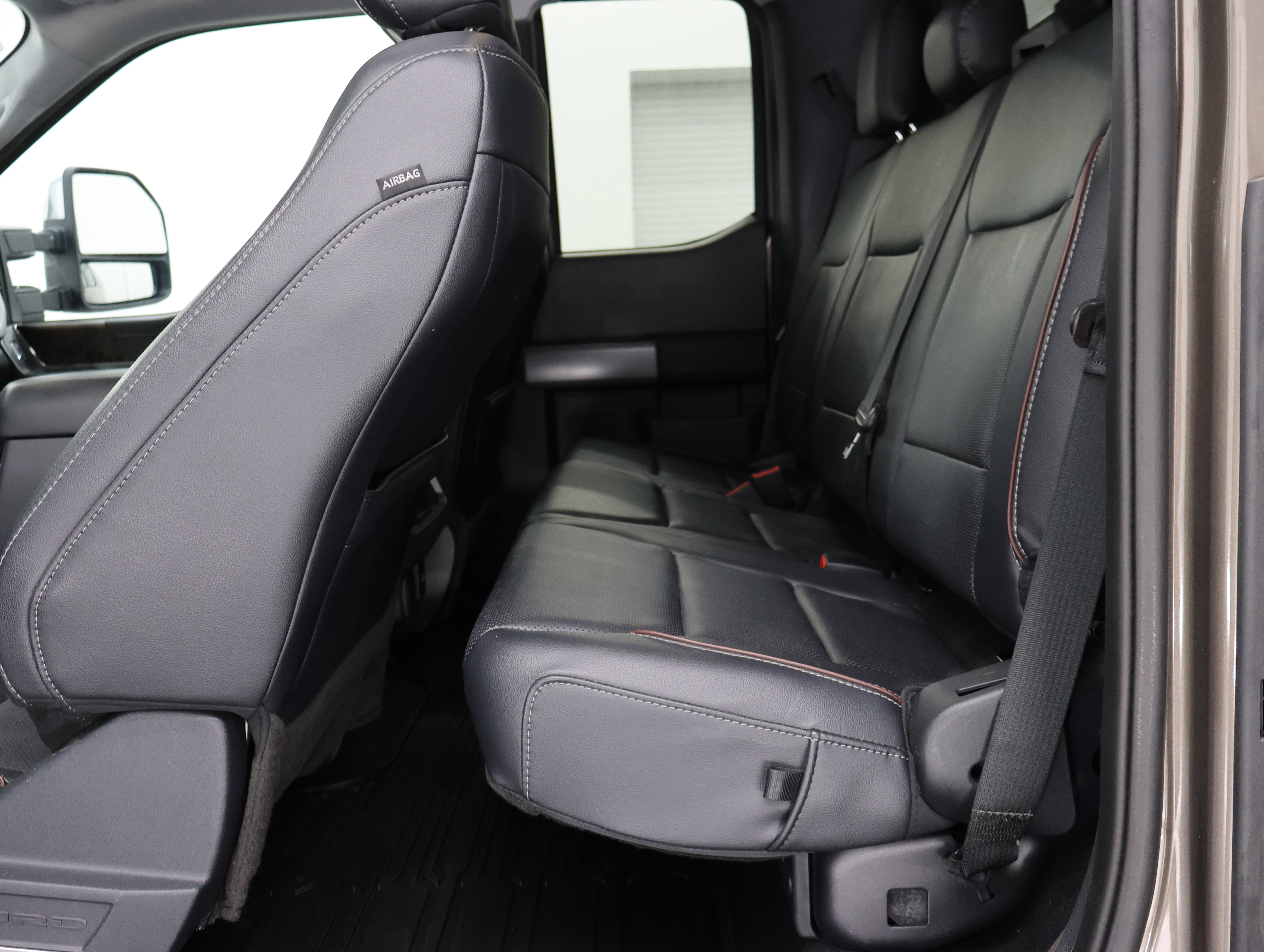 Used 2023 Ford F350 Lariat w/ Chrome Package AWD/4WD image 9