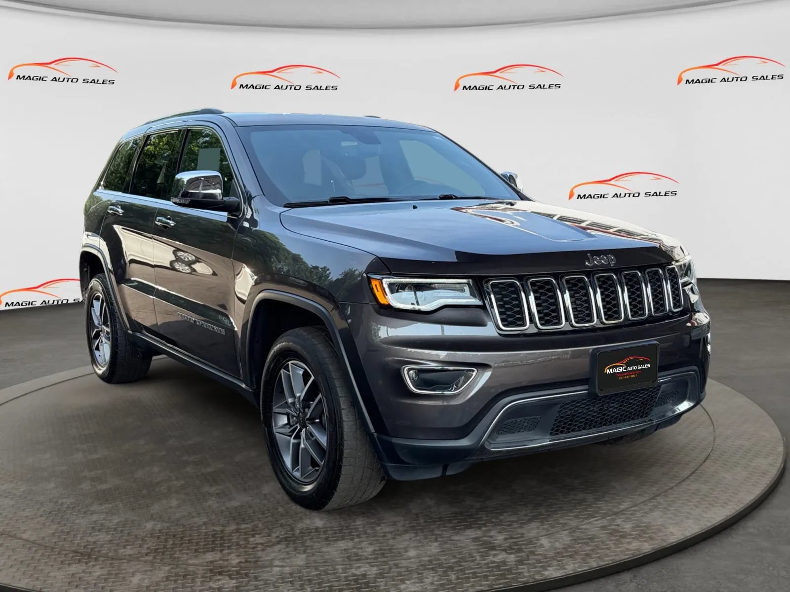 Used 2021 Jeep Grand Cherokee Limited w/ Luxury Group II AWD/4WD image 5