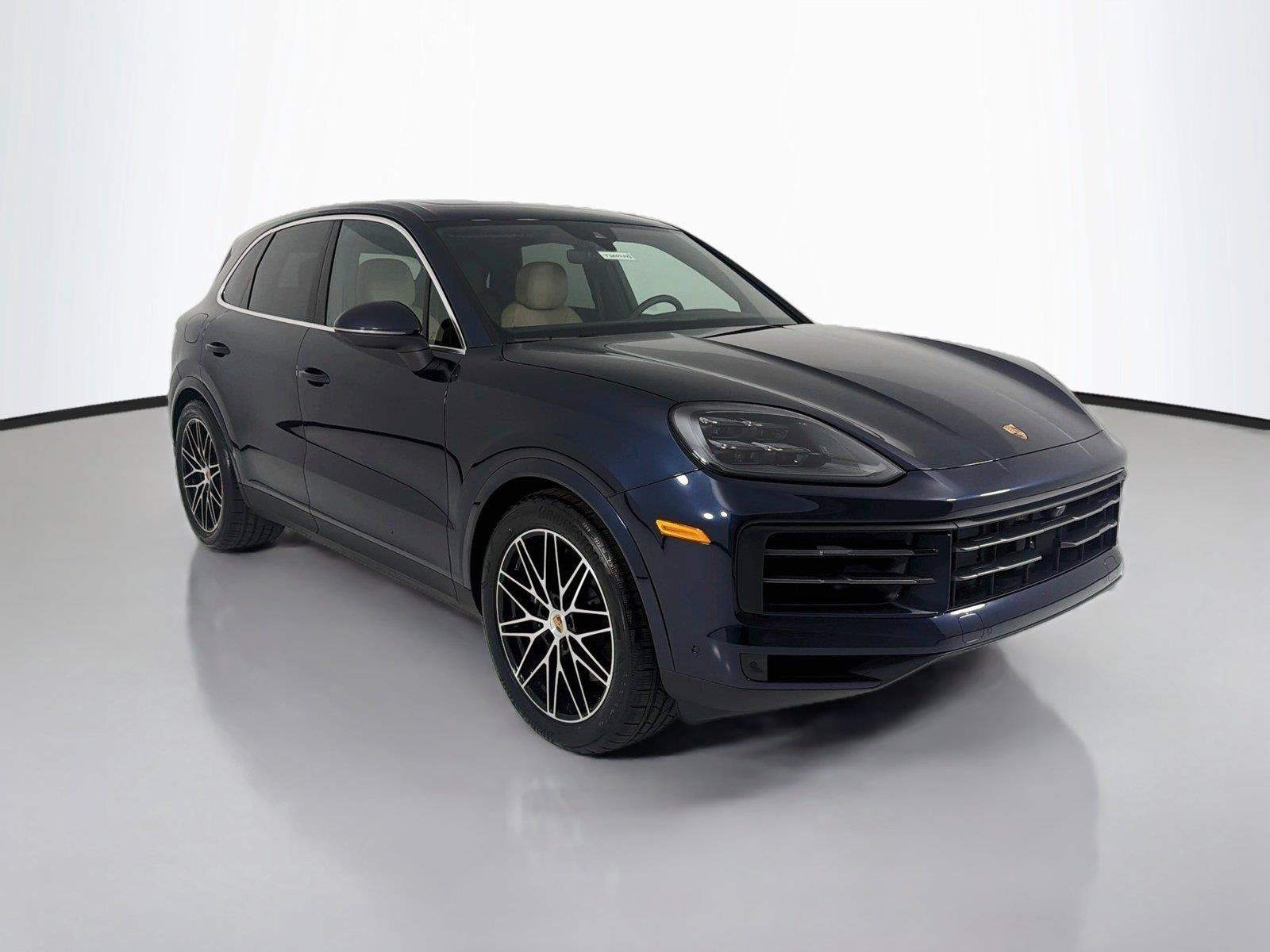 Certified 2026 Porsche Cayenne AWD/4WD image 30