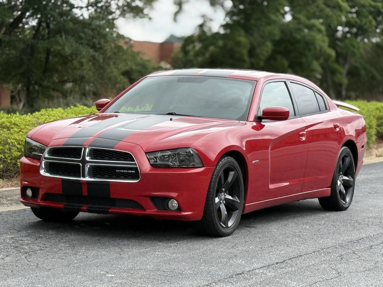 Used 2012 Dodge Charger R/T RWD image 2