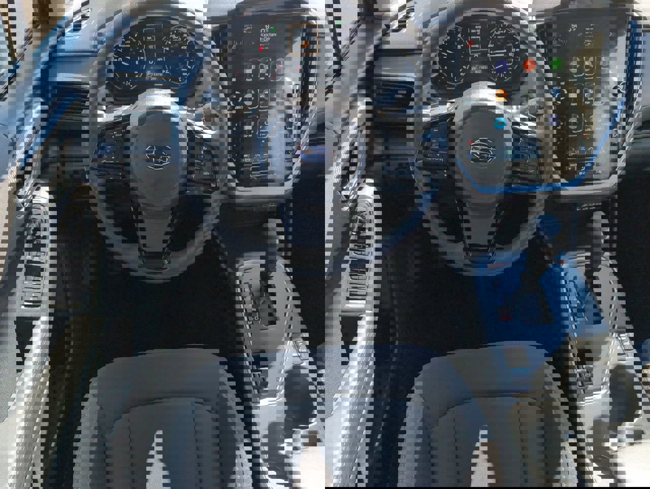 Used 2025 Subaru Crosstrek 2.0i Premium image 14