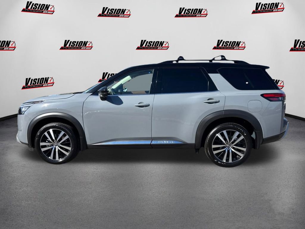 New 2025 Nissan Pathfinder Platinum w/ Cargo Package image 8