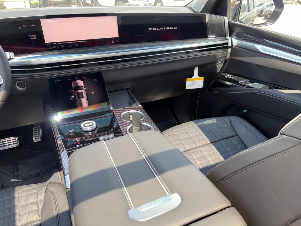 Used 2026 Cadillac Escalade V AWD/4WD image 23