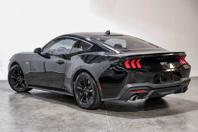 Used 2024 Ford Mustang GT RWD image 12