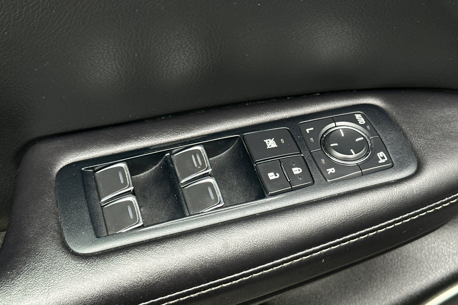 Used 2017 Lexus RX 350 FWD w/ Premium Package image 12