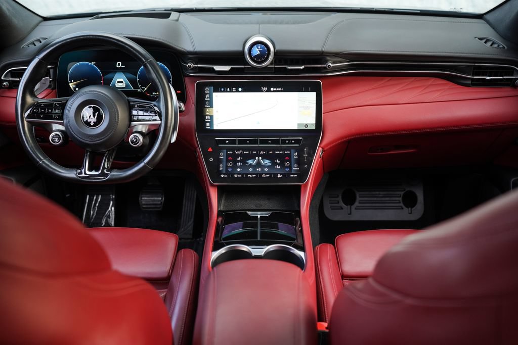 Used 2023 Maserati Grecale Modena AWD/4WD image 20