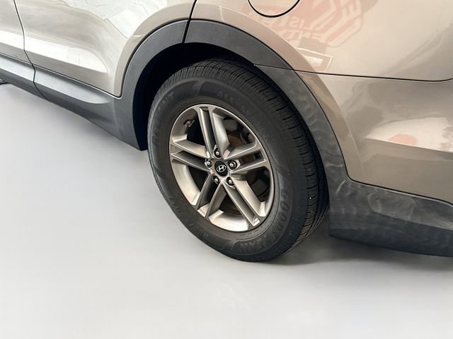 Used 2017 Hyundai Santa Fe Sport FWD image 28