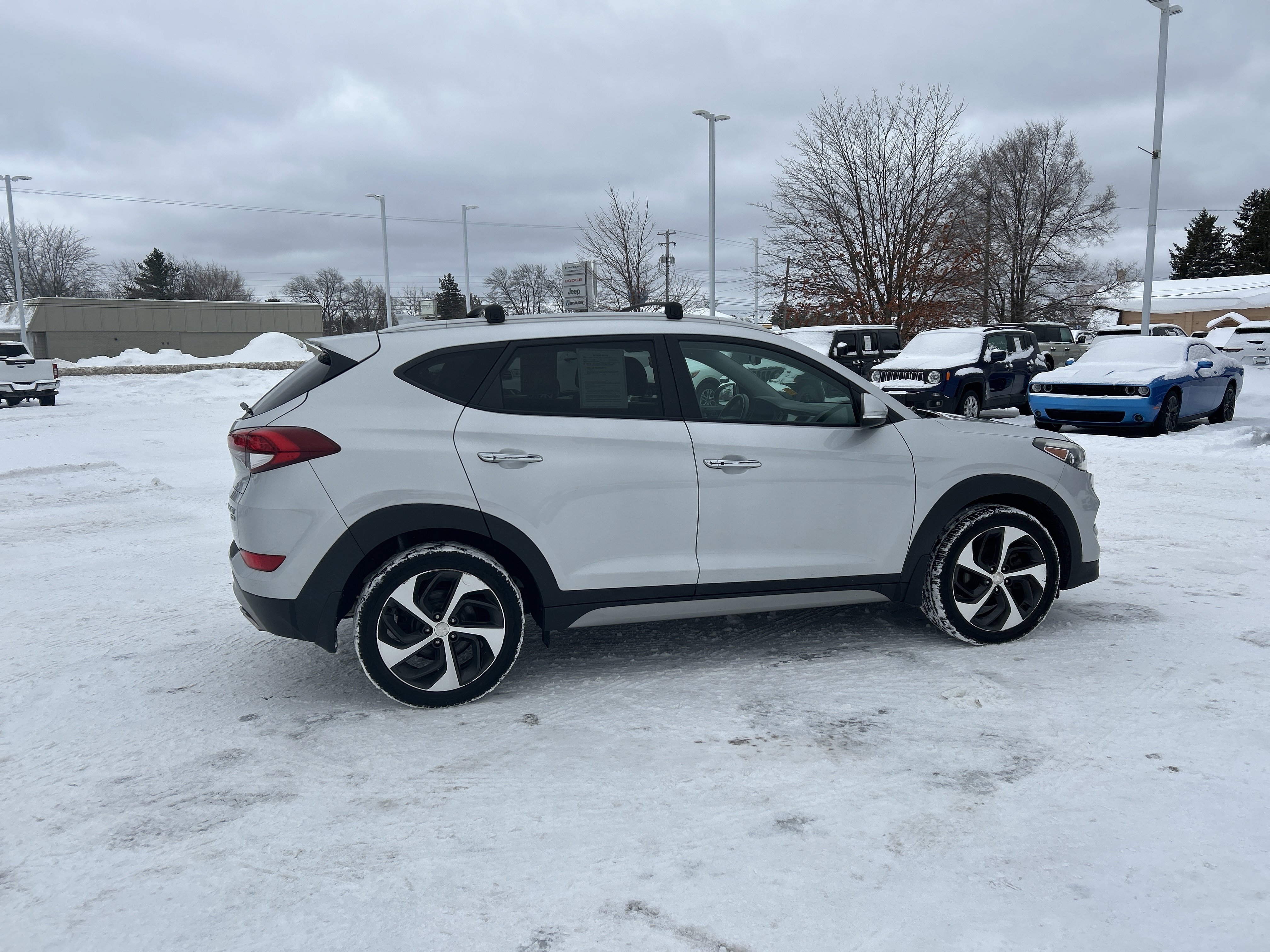 Used 2017 Hyundai Tucson Limited w/ Cargo Package image 3