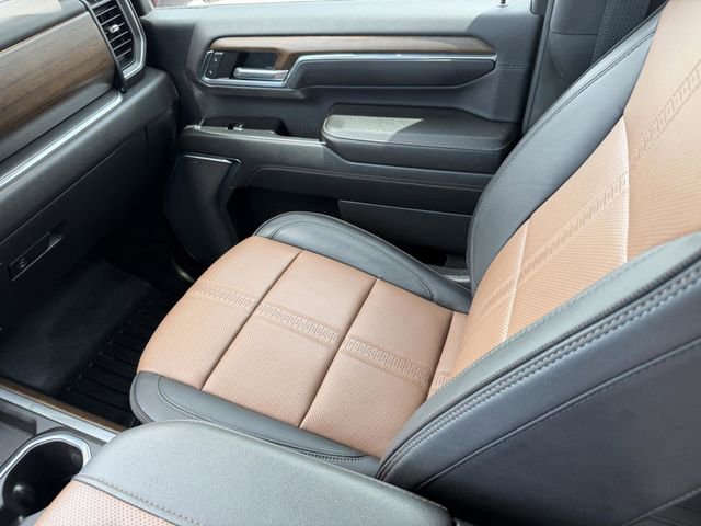 Used 2024 Chevrolet Silverado 2500 High Country w/ High Country Premium Package image 20