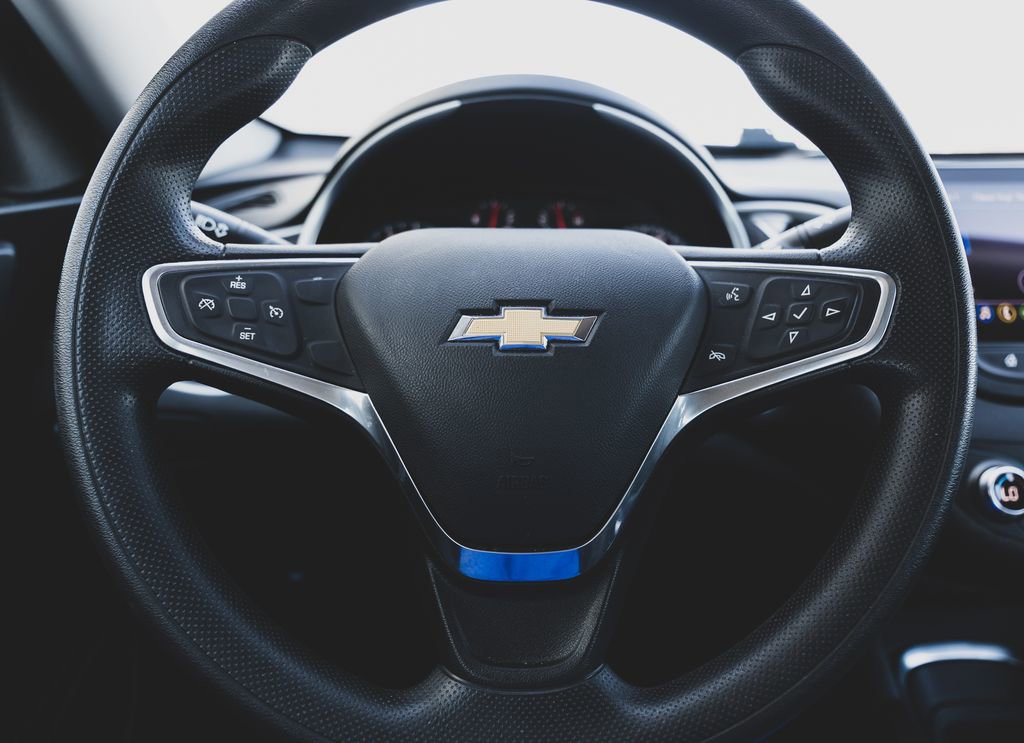 Used 2022 Chevrolet Malibu LT image 12