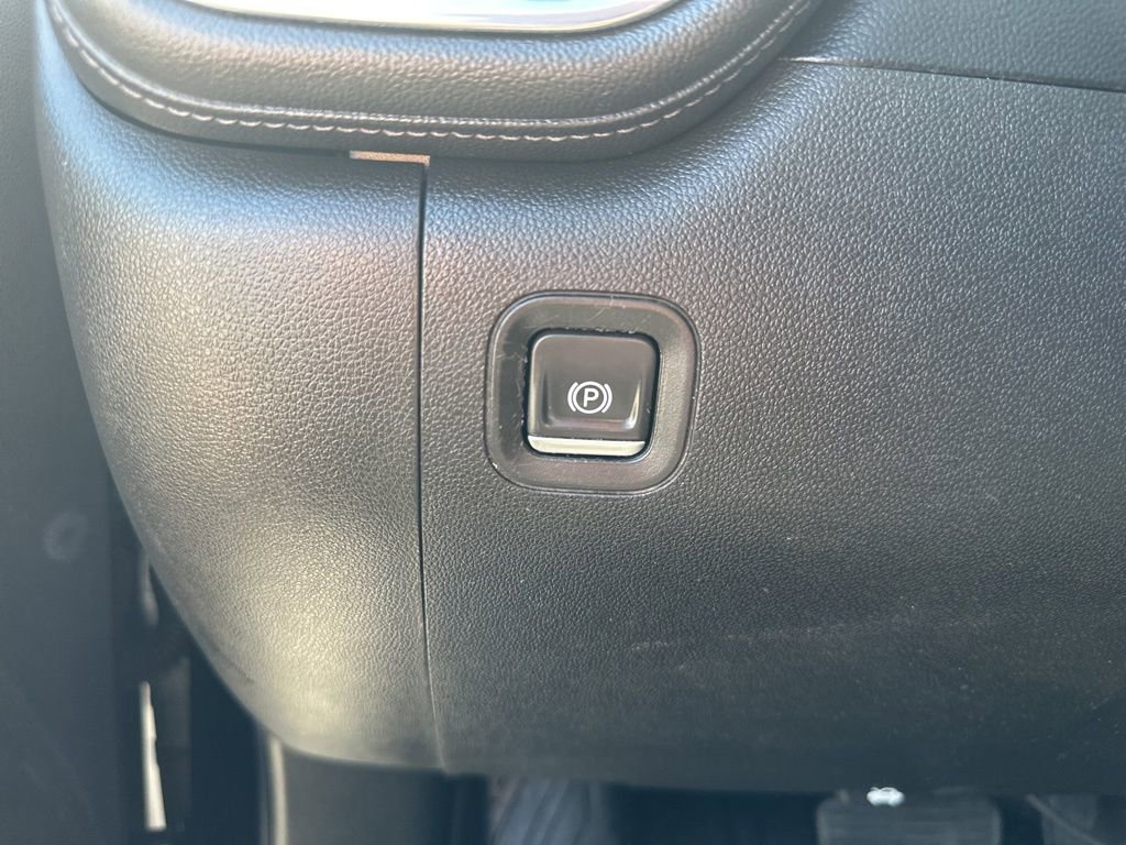 Used 2022 GMC Sierra 1500 Elevation w/ X31 Off-Road Package image 13