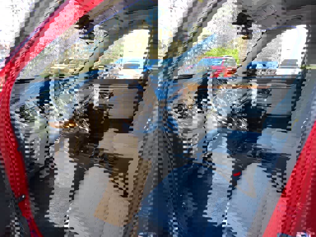 Certified 2022 Honda CR-V EX image 2