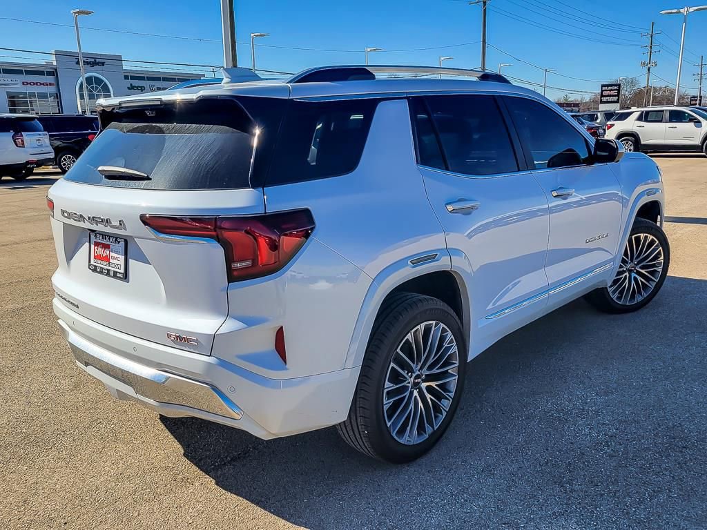 Used 2026 GMC Terrain Denali w/ LPO, Floor Liner Package image 8