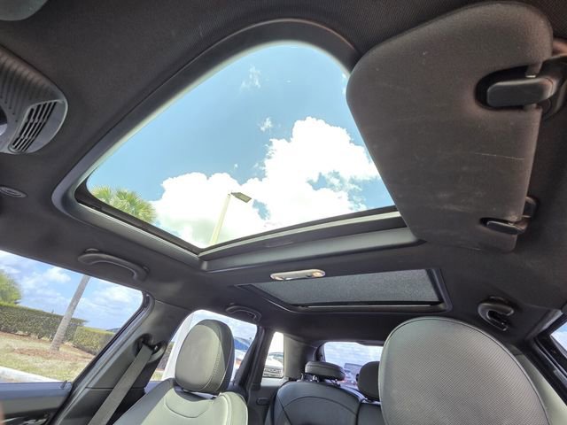 Used 2019 MINI Cooper S image 19