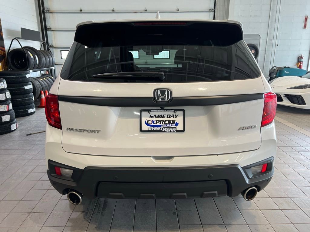 Used 2023 Honda Passport EX-L image 8