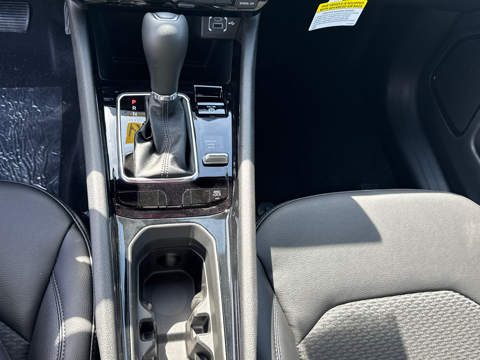 New 2026 Jeep Compass Latitude AWD/4WD image 13