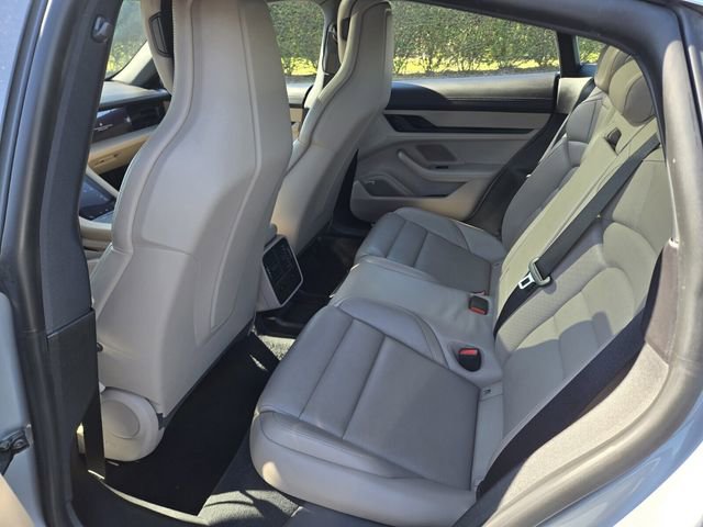 Used 2020 Porsche Taycan 4S image 11