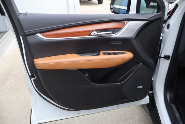 Used 2021 Cadillac XT5 Premium Luxury AWD/4WD image 15