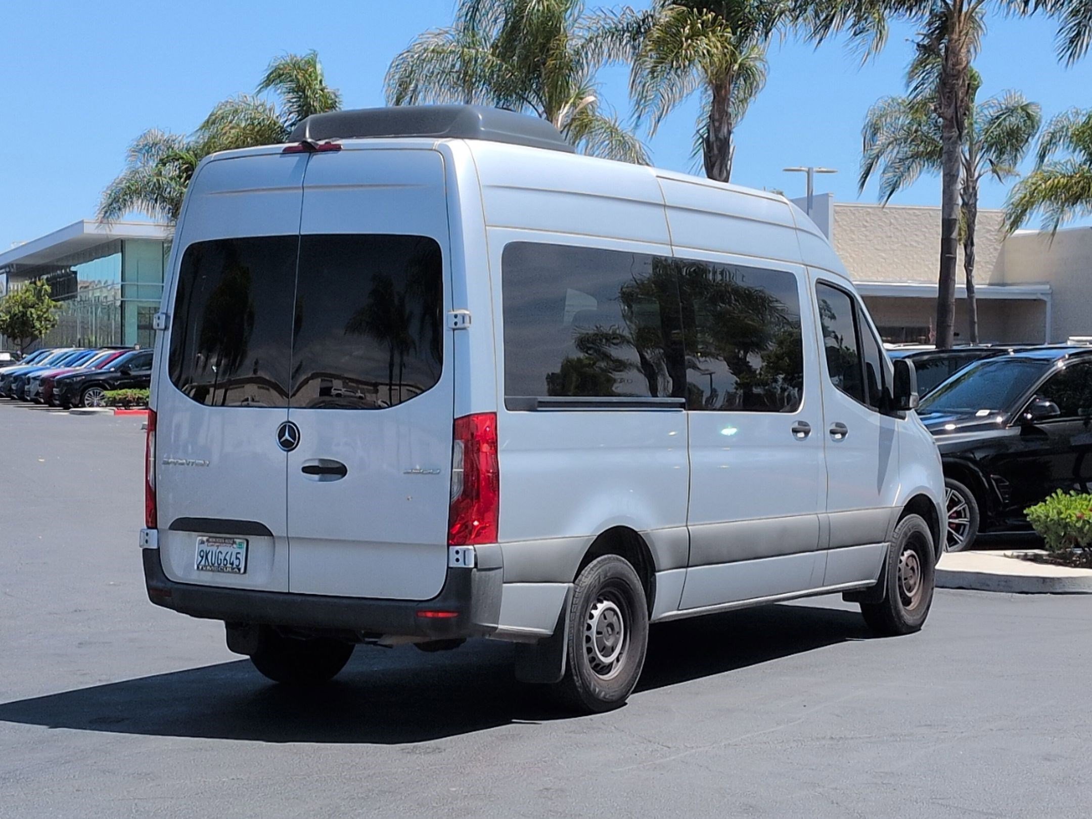 Used 2019 Mercedes-Benz Sprinter 2500 image 10