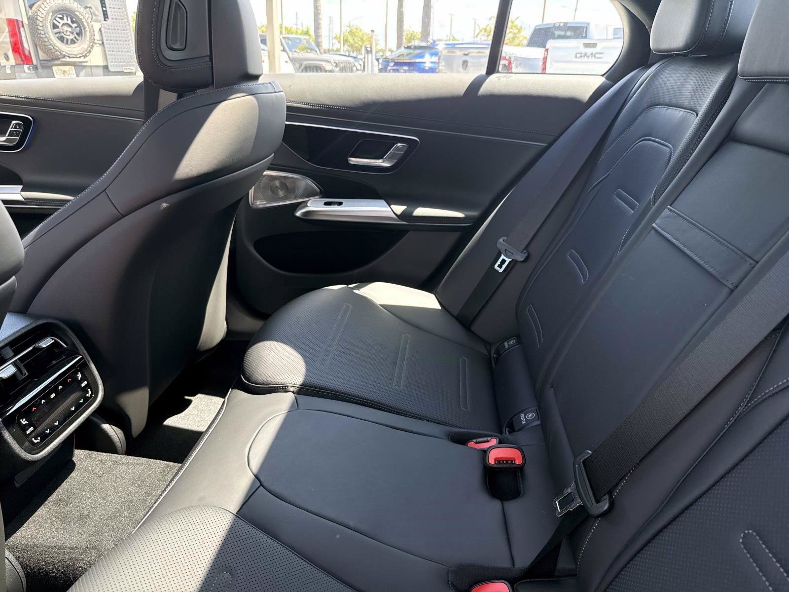 New 2027 Mercedes-Benz E 53 AMG e 4MATIC Sedan image 13