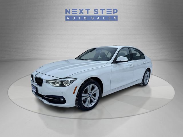 Used 2017 BMW 330i xDrive Sedan image 3