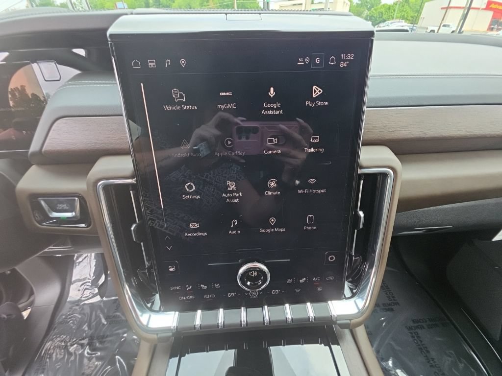 New 2026 GMC Yukon Denali Ultimate AWD/4WD image 31