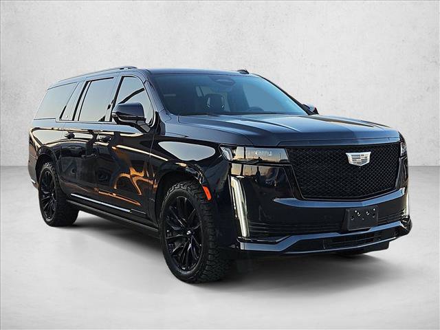 Used 2023 Cadillac Escalade ESV Sport Platinum w/ LPO, ONYX Package AWD/4WD image 3