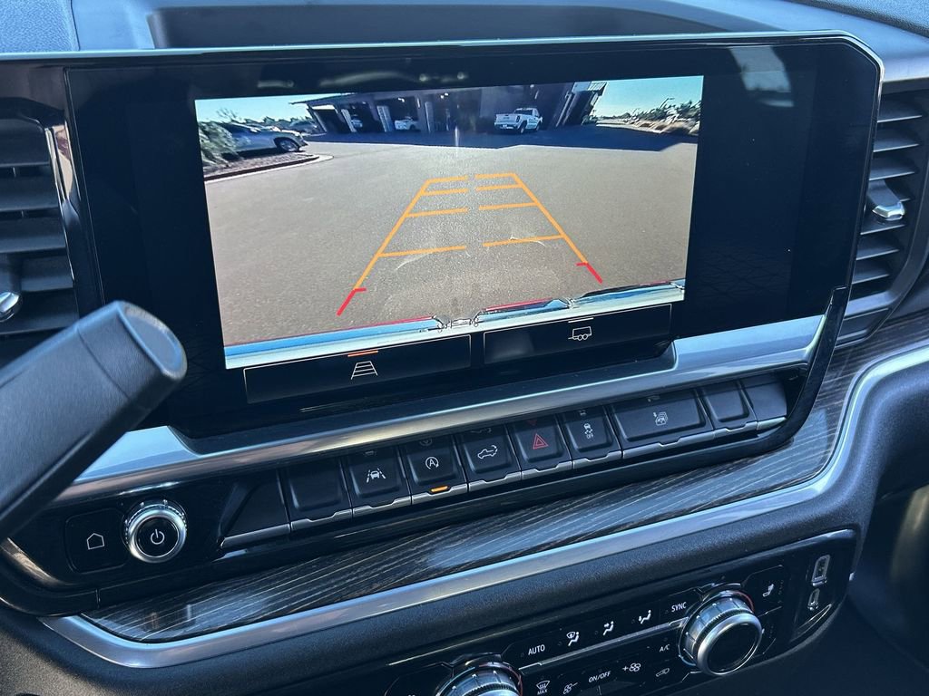 Used 2023 GMC Sierra 1500 SLE image 15