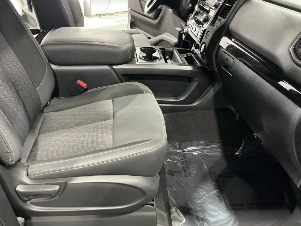 Used 2023 Nissan Titan SV w/ SV Convenience Package image 26