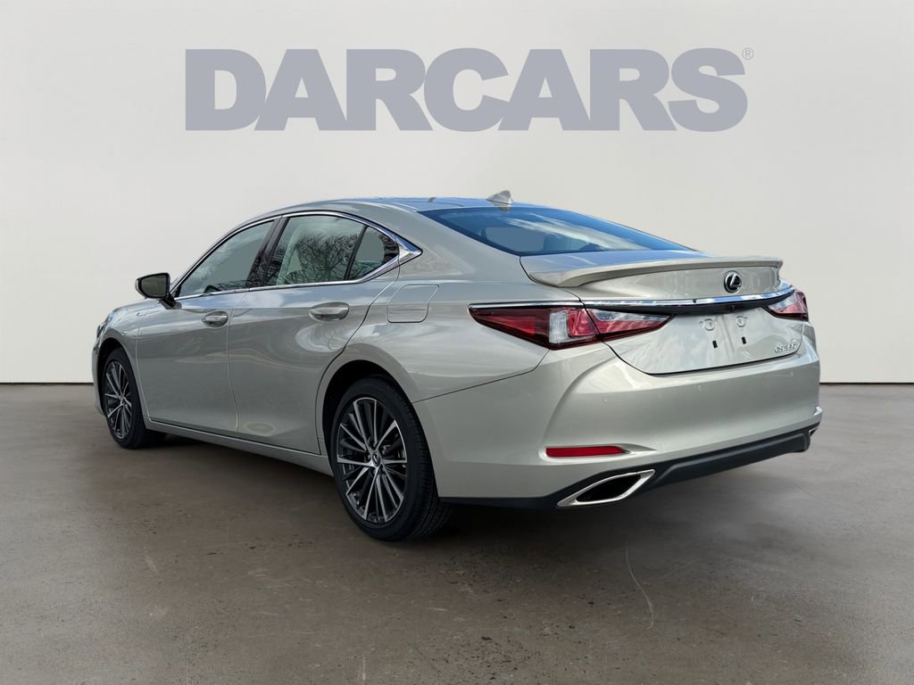 Certified 2025 Lexus ES 350 w/ Premium Package image 4