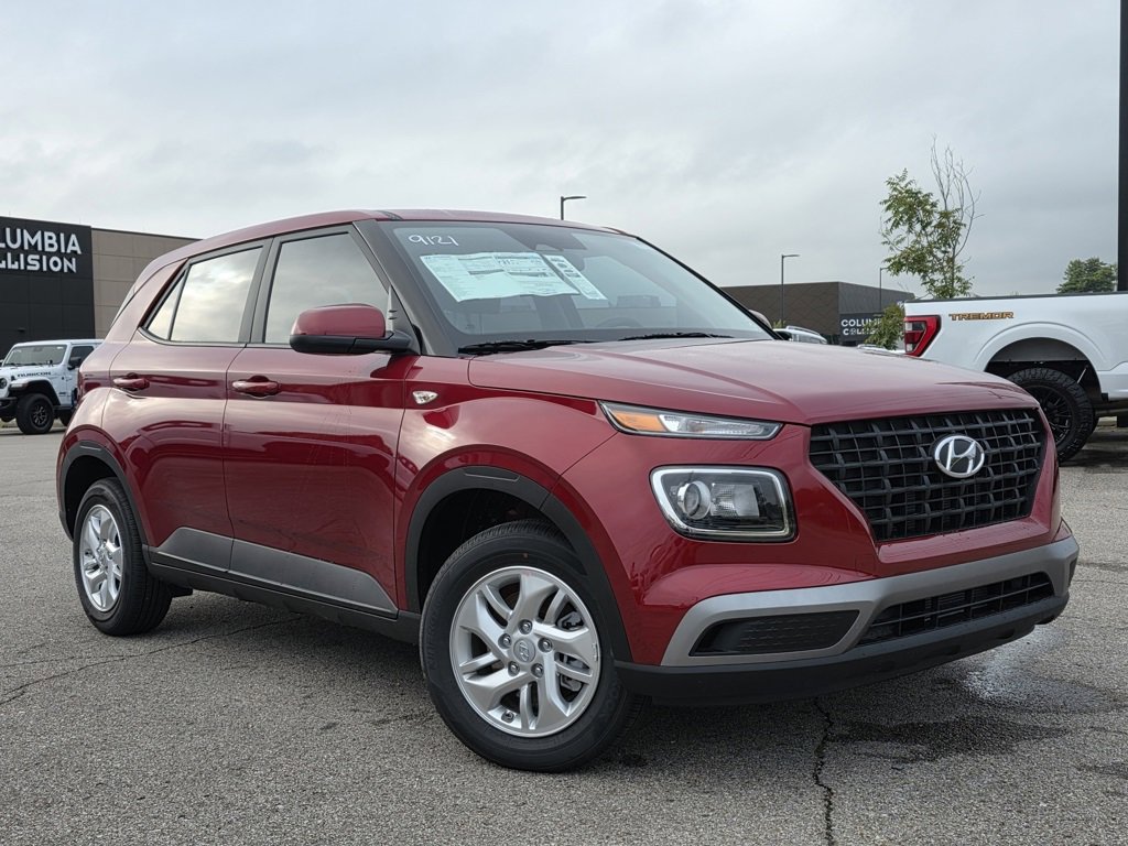 New 2025 Hyundai Venue SE