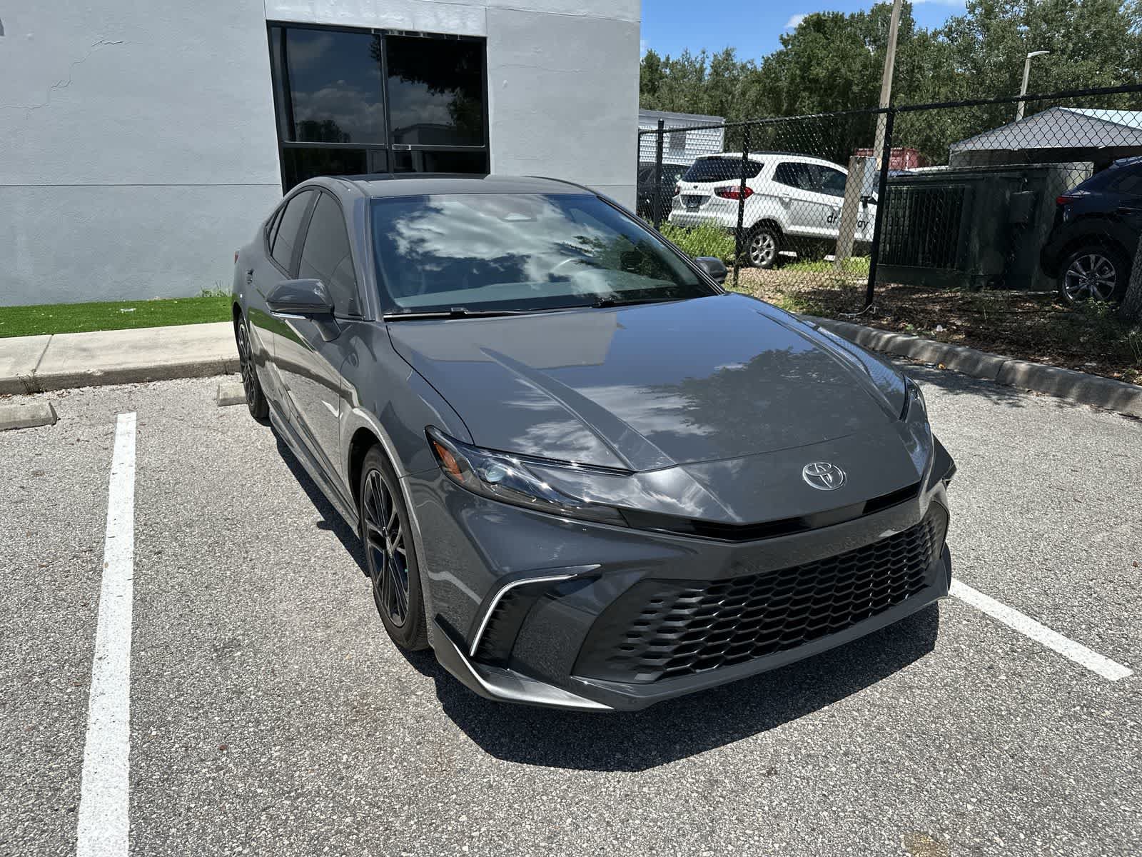 Used 2026 Toyota Camry SE w/ Convenience Package FWD image 11