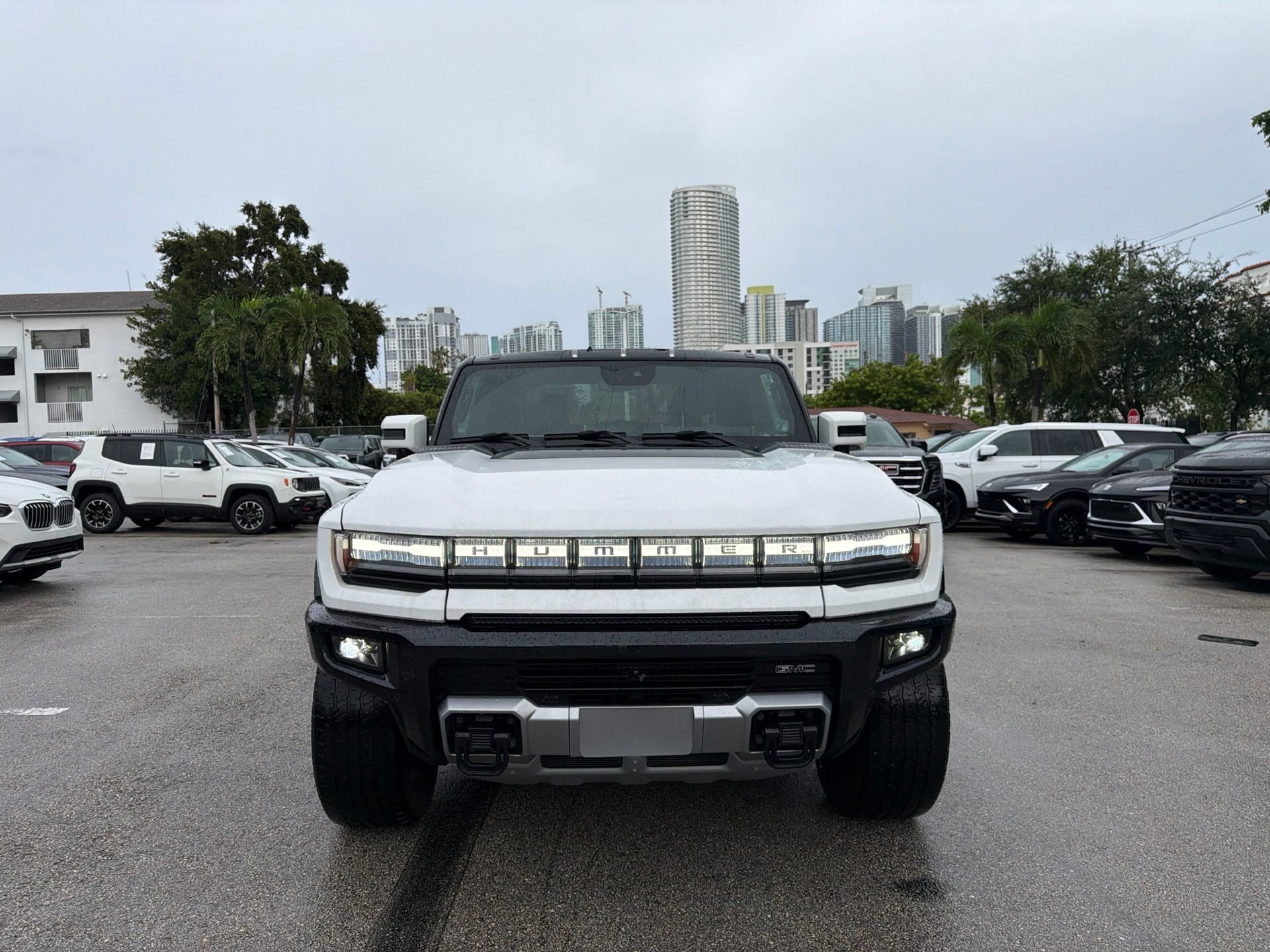 Used 2025 GMC Hummer EV 2X w/ LPO, Sport Package AWD/4WD video 2