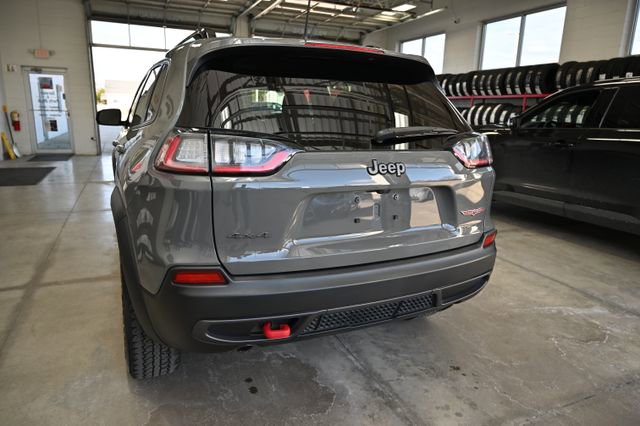 Used 2022 Jeep Cherokee Trailhawk AWD/4WD image 7