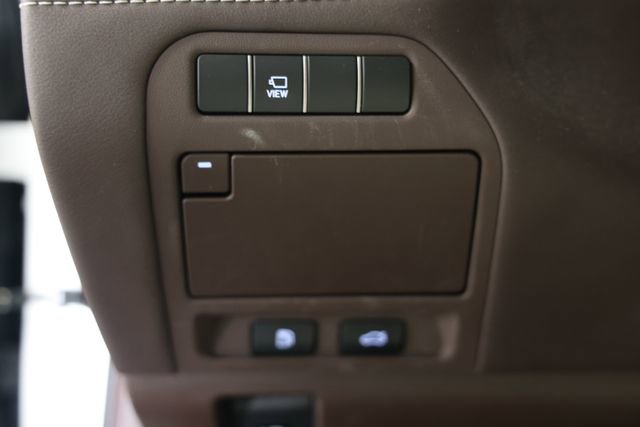 Used 2019 Lexus LS 500 AWD image 27