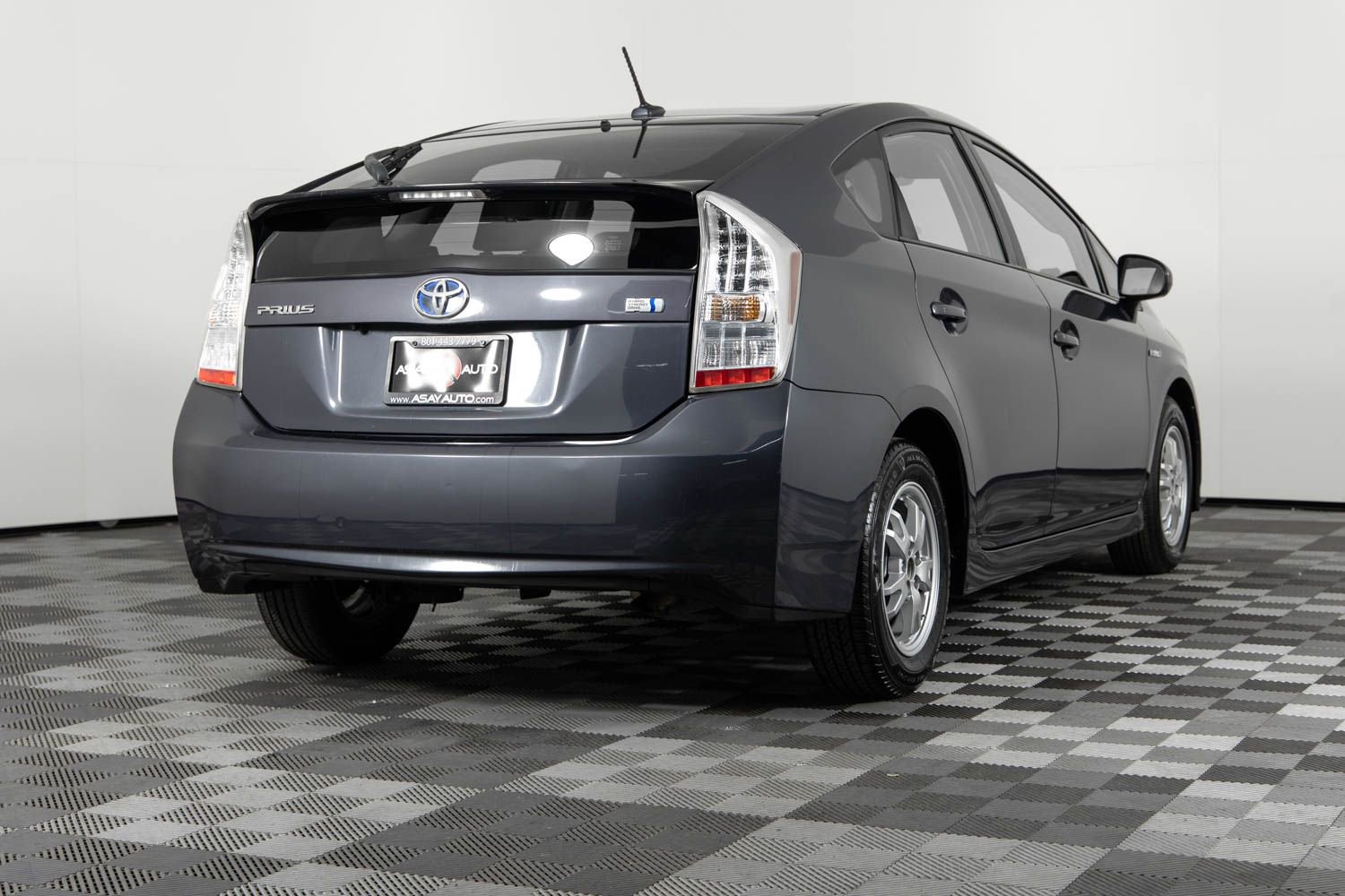 Used 2011 Toyota Prius Two image 7
