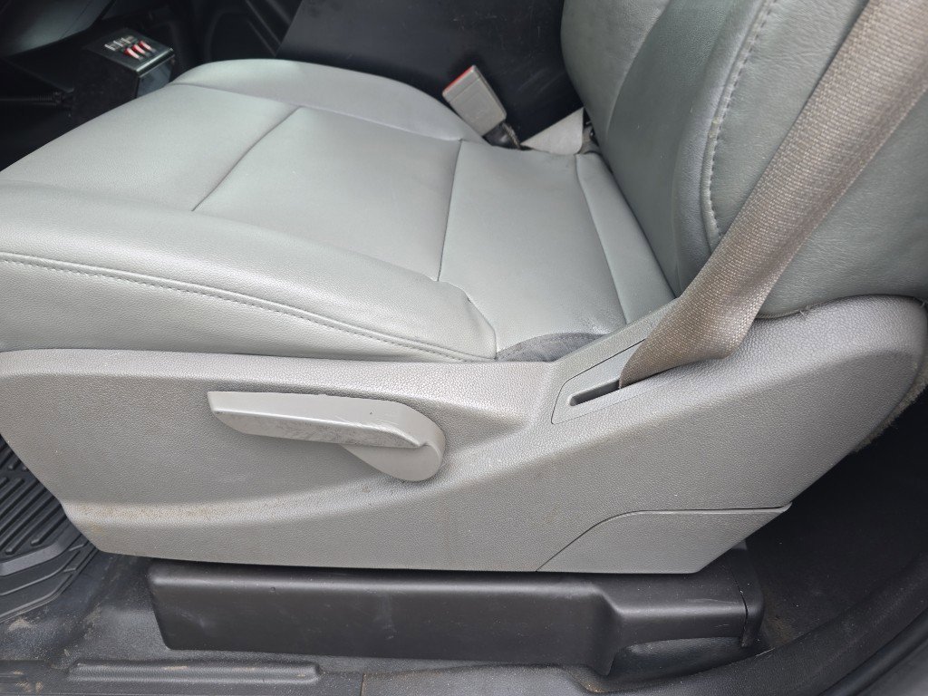 Used 2015 Chevrolet Silverado 3500 W/T RWD image 16