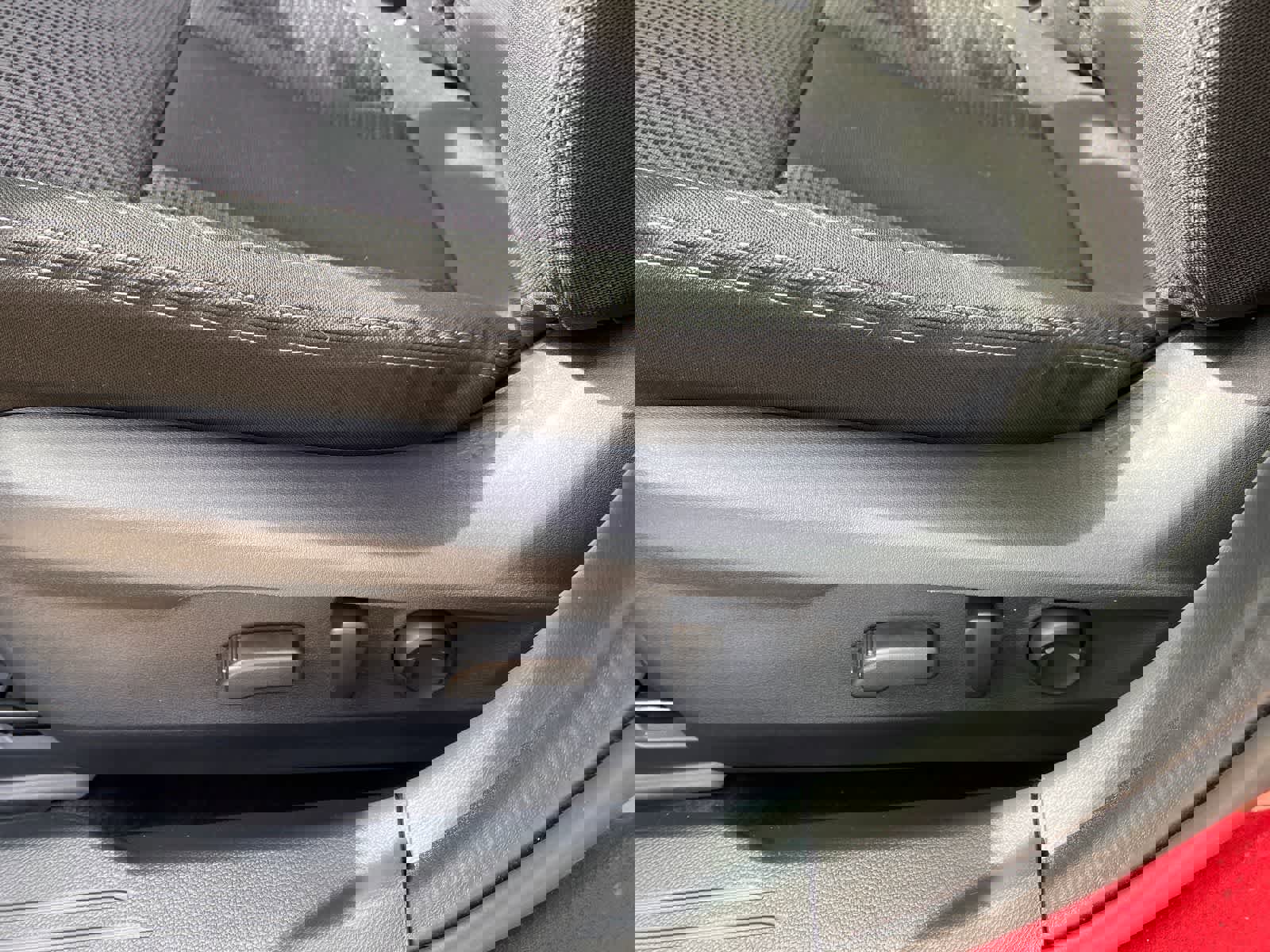 Certified 2025 Subaru Outback Premium image 15