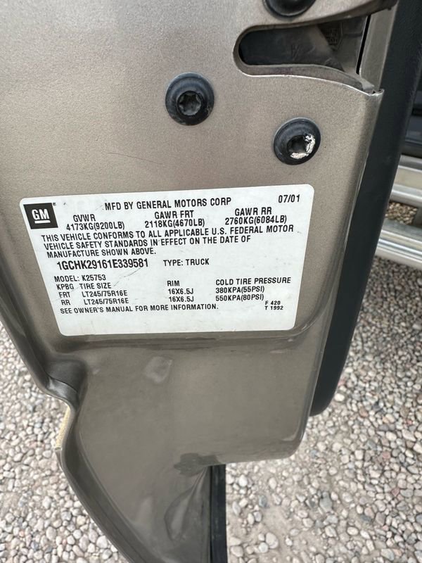 Used 2001 Chevrolet Silverado 2500 LS image 46