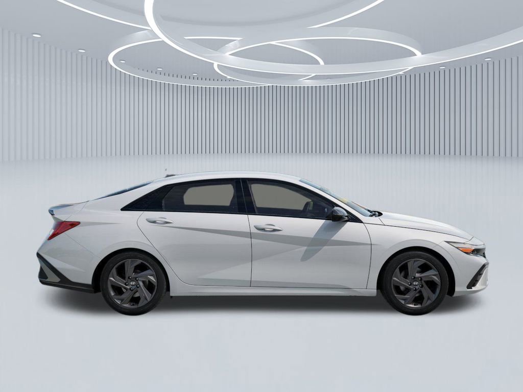 New 2026 Hyundai Elantra Sport FWD image 7
