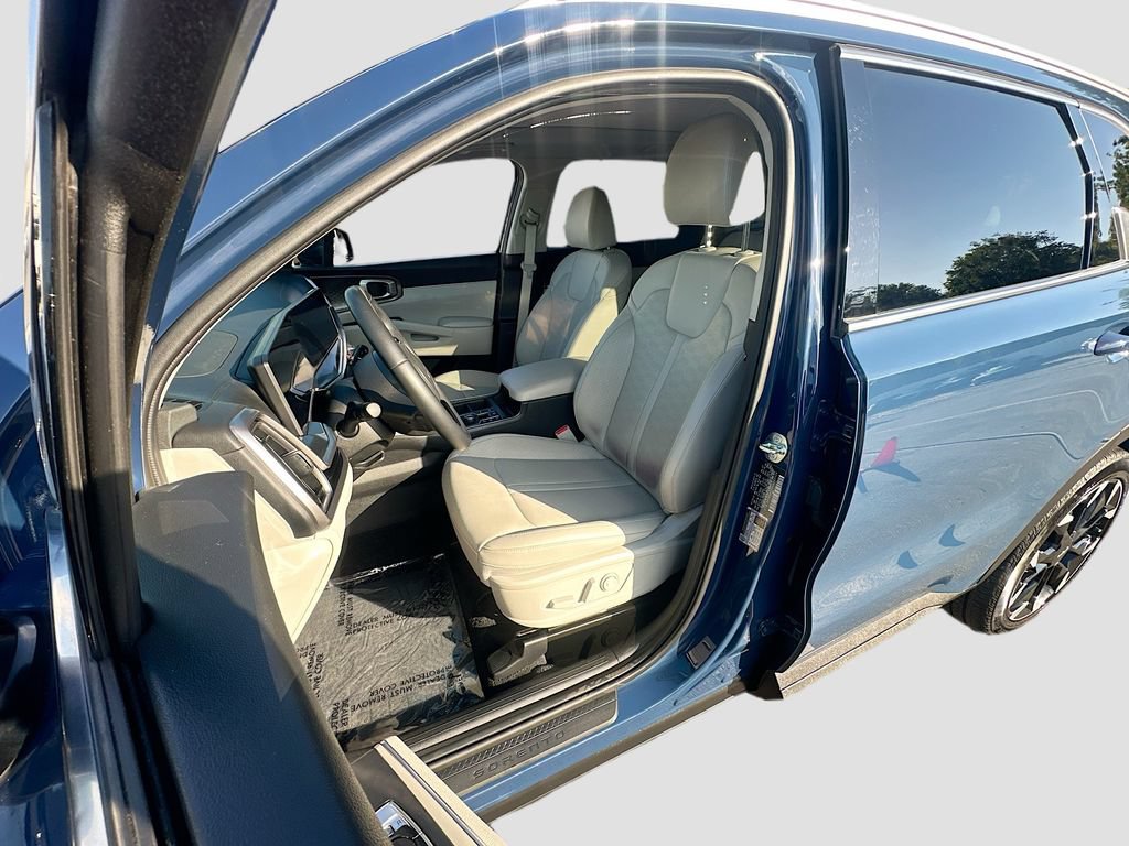 Certified 2025 Kia Sorento EX w/ Panoramic Sunroof Package FWD image 21