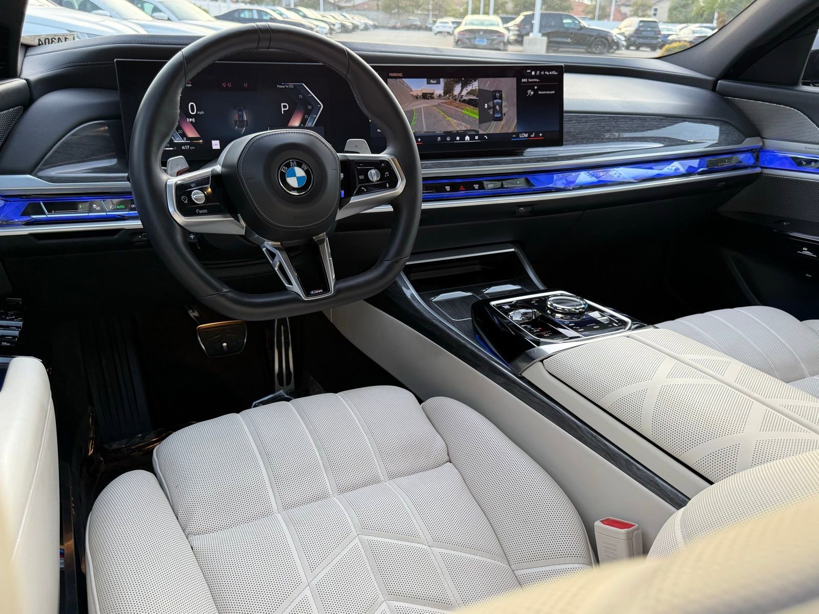 Used 2025 BMW 760i xDrive image 33