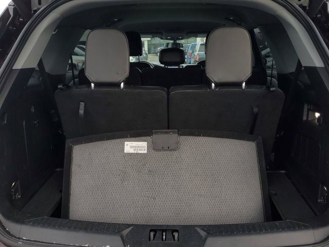 Certified 2022 Ford Explorer XLT w/ Equipment Group 202A image 6