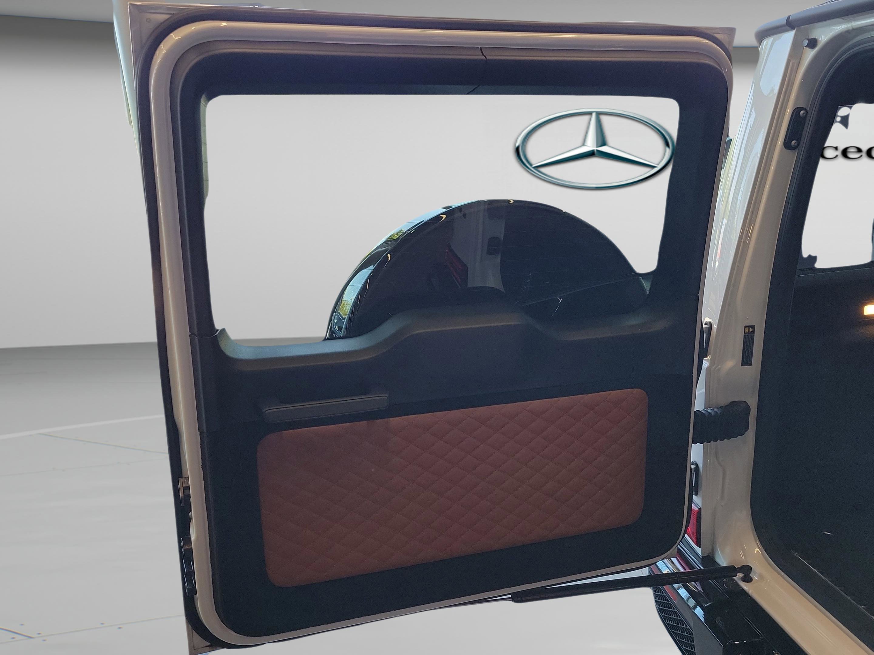 Used 2024 Mercedes-Benz G 63 AMG 4MATIC image 31