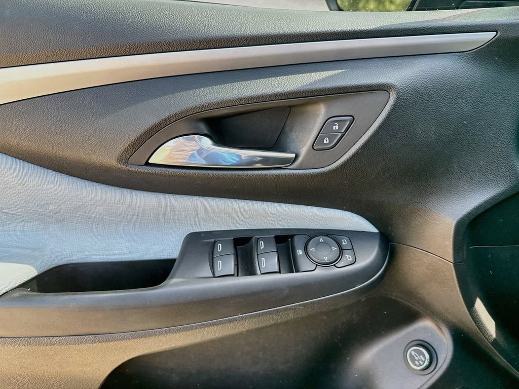 Used 2024 Buick Envista Preferred w/ Convenience I Package FWD image 9